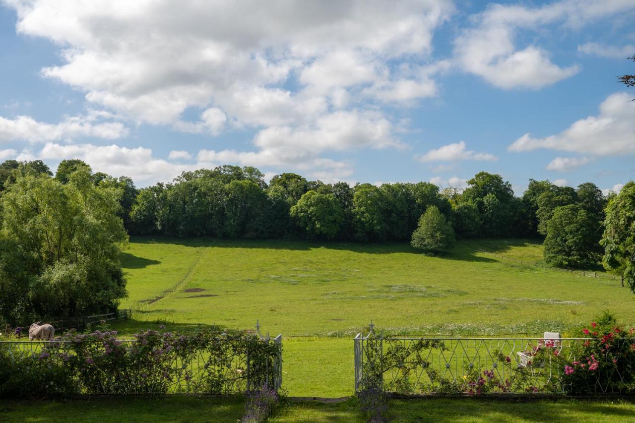 Shrewton Henge Estate - Restored Manor House, Up To 11 En-Suite Bedrooms المظهر الخارجي الصورة